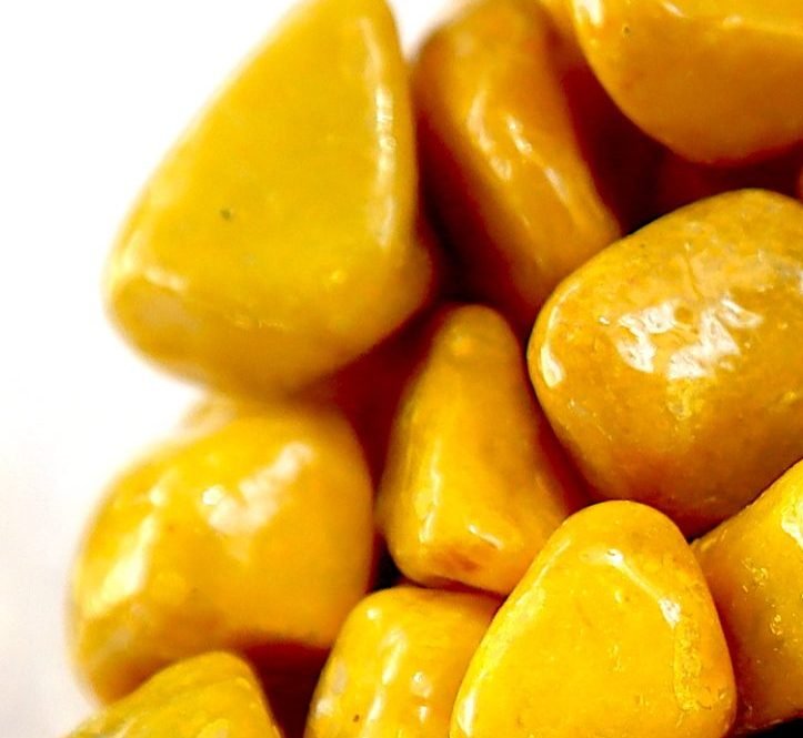 Yellow Decorative Painted Pebbles "Aquarium" 10 - 15mm - Greensouq -