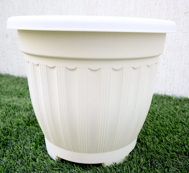 Outdoor Round Plastic Planter Greensouq