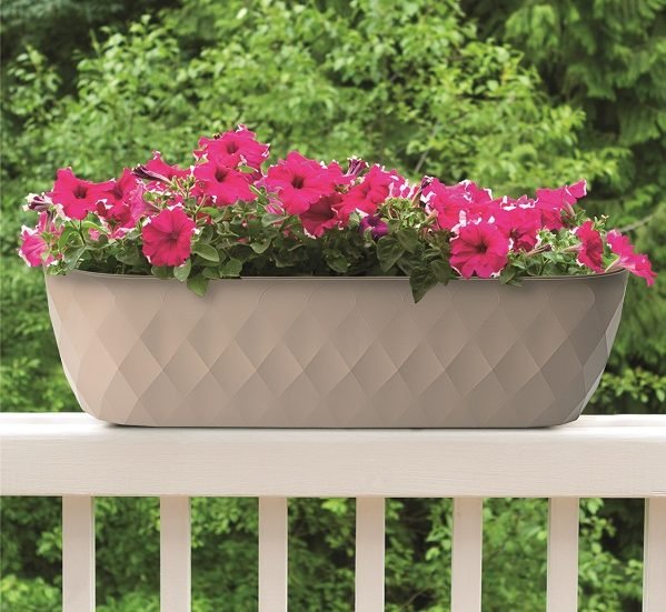Balcony Plastic Pot - Greensouq -